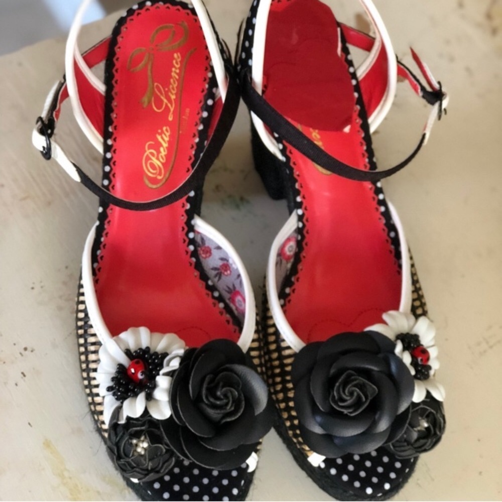 Last chance🌹Poetic license Fancy me ladybug Heel